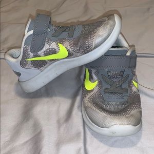 Nike toddler shoes